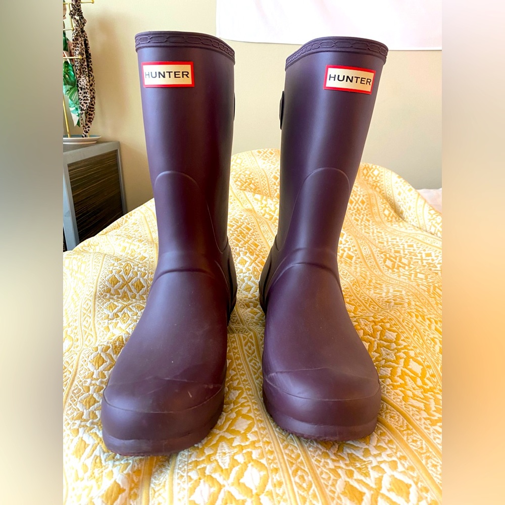 Hunter Boots - Women’s Size 9 - Purple 💟